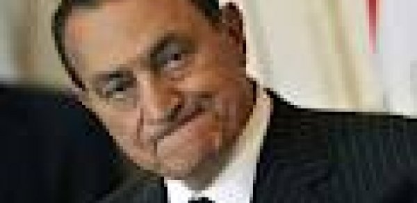 Hüsnü Mübarəkə ömürlük həbs cəzası verildi