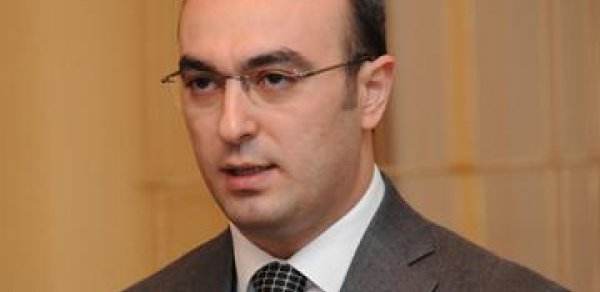 Elnur Aslanov: 