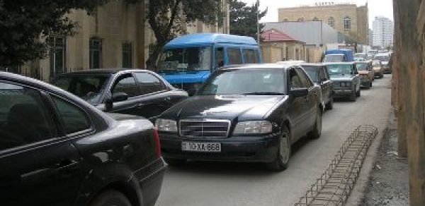 Diqqət! Bu gün Bakıda nəqliyyatın hərəkəti məhdudlaşdırılacaq
