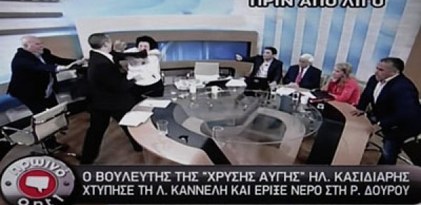 Qadın deputatlığa namizədər canlı yayımda saçyolduya çıxdılar - FOTO