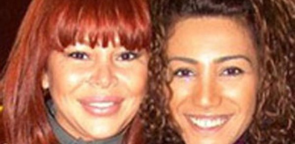 Kamilənin toyunda Röya ilə Aygün dalaşdı - ŞOK