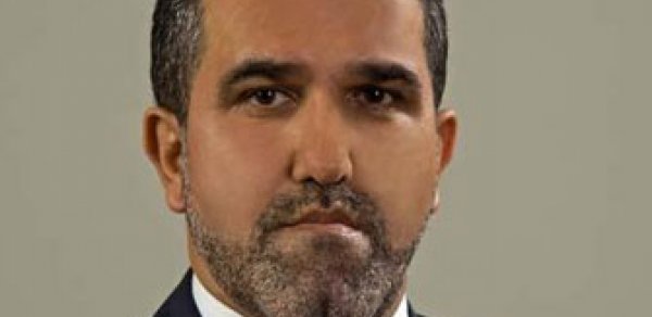 Rauf Arifoğlu “musavat.com”u dəyişdirdi