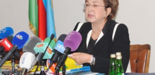 Məleykə Abbaszadə Misir Mərdanovda 1800 səhv tapdı