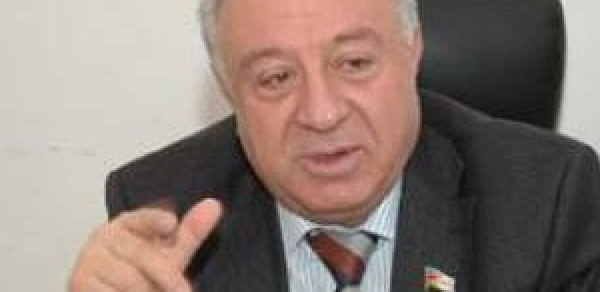 Millət vəkili: 