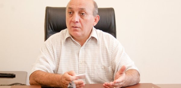 YAP-dan İsa Qəmbərə sərt ismarıc: 