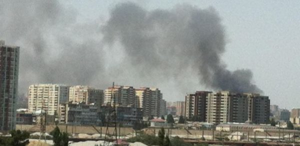 Bakıda yanan yataqxana - FOTOLARDA