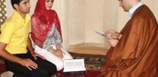 Azərbaycanda 13 yaşlı oğlan 49 yaşlı qızla evləndirilib - DƏHŞƏT