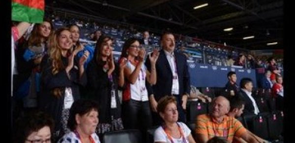 Prezident İlham Əliyev olimpiada yarışlarını canlı izlədi - FOTOLAR