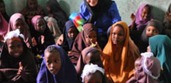 Qənirə Paşayeva Somalidə - FOTO