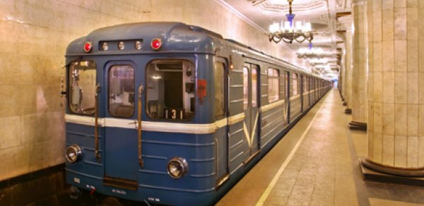 Metrodan istifadə edənlərə bəd xəbər