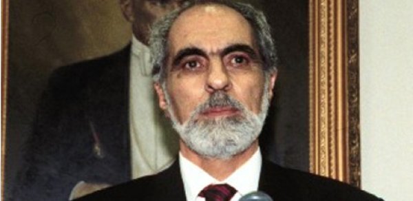 Elçibəyin zəhərlənməsi ilə bağlı cinayət işi başlandı
