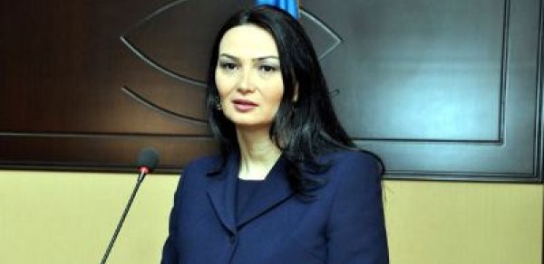 Qənirə Paşayeva qəzəbləndi: ‘Artıq yetər... 6 nəfər ölüb ’ – FB-DA STATUS