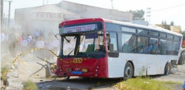 Lökbatanda ‘ölüm qatarı’– DƏHŞƏTLİ QƏZADAN FOTOLAR