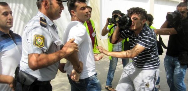 Bakıda Rusiya səfirliyi qarşısında aksiya