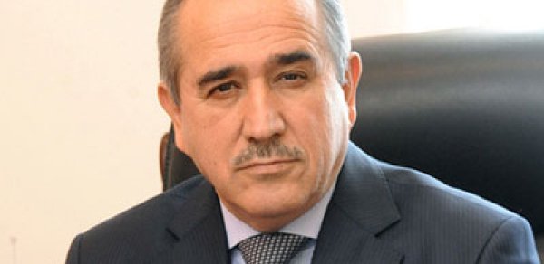 Səfir öldü