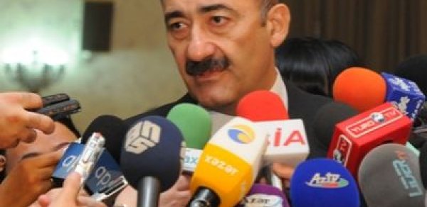 Azərbaycanlı nazir: 
