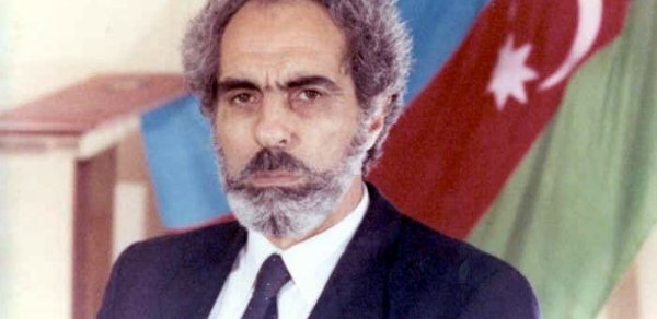 Elçibəyin ailəsinə veriləcək pulun məbləği açıqlandı