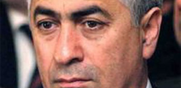 Cavid Qurbanovun adı daha bir qalmaqalda