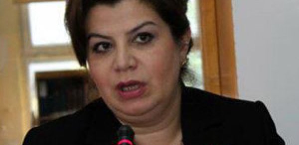 Gülər Əhmədova: 