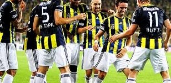 Türkiyə Superliqası: İstanbul derbisini "Fənərbaxça" qazandı