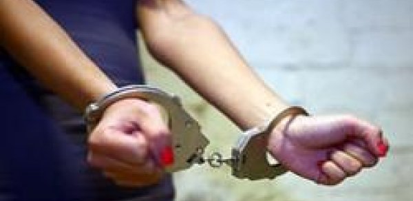 Bakıda cinayət: Xanım ofisiant ona sataşan müştərini bıçaqladı