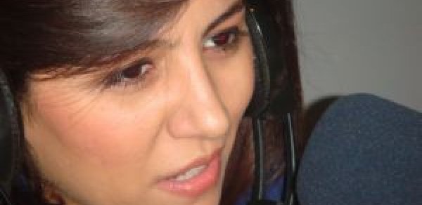 Yeganə ərindən boşanır?