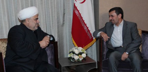 Hacı Allahşükür Paşazadə Mahmud Əhmədinejadla görüşdü
