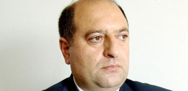 Azərbaycanda bəzi həkimlər həbs oluna bilərlər