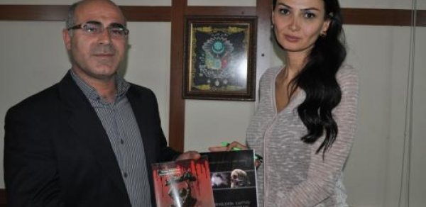 Qənirə Paşayeva Mustafa Bozla görüşdü