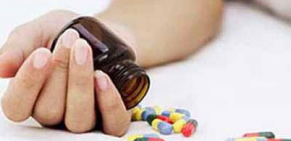 Bakıda 18 yaşlı gənc özünü öldürmək istədi