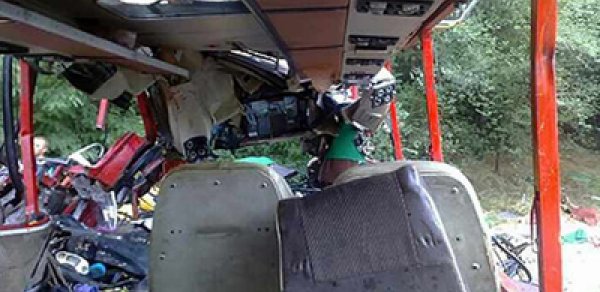Bakıda sərnişin avtobusu aşdı