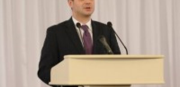 Elşad İskəndərov Azərbaycan mediasından narazıdır