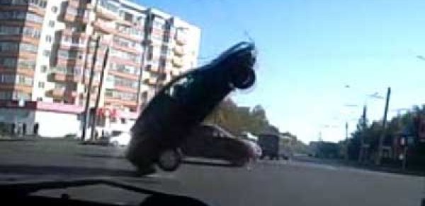 Azərbaycanda siğorta şirkətləri fırıldaqçılıqla məşğuldur - ARAŞDIRMA