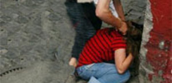 Şok! Bakıda ər arvadını kürək sapı ilə ölümcül döydü