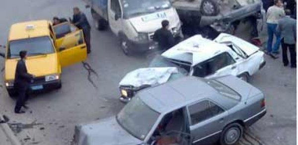Bakıda hərbçilər yol qəzasına düşdü – Yaralılar var