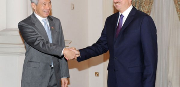 Azərbaycan prezidenti Sinqapurun baş naziri ilə görüşdü - FOTO