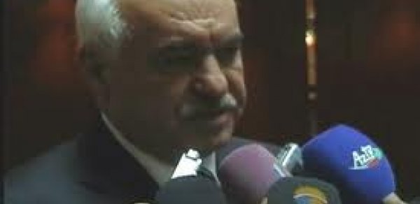 Əmisi Anar Məmmədovun müdafiəsinə qalxdı