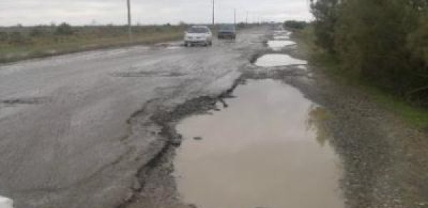 Azərbaycanda yeni tikilən yol bu hala düşdü - FOTOLAR