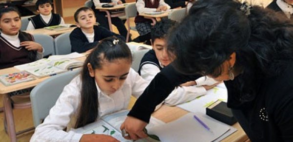 İbtidai sinif müəllimi işləmək istəyənlər bu xəbəri mütləq oxusun!