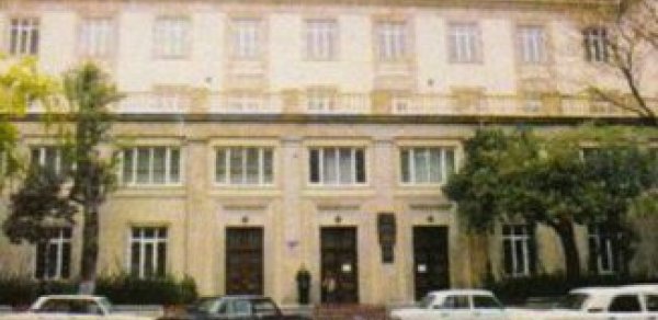 Bakıda mərkəzi məktəblərdən biri söküləcək