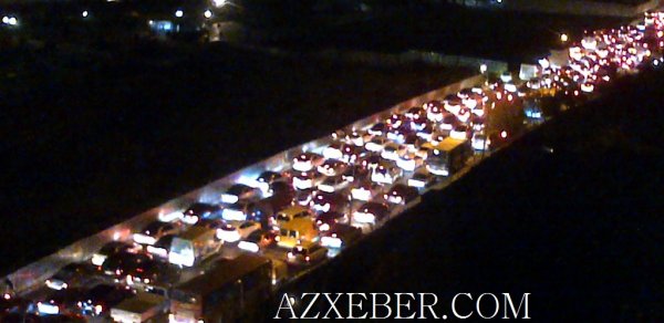 Bakıda tıxac gecəsi - EKSKLUZİV FOTOLAR