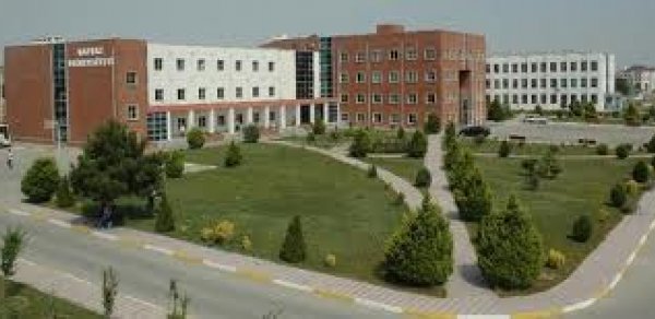 Millət vəkili Qafqaz Universitetində seminar keçdi