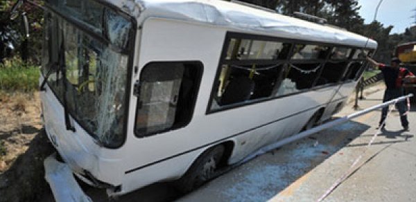 Azərbaycanda sərnişin avtobusu aşdı: Ölən və xeyli xəsarət alan var