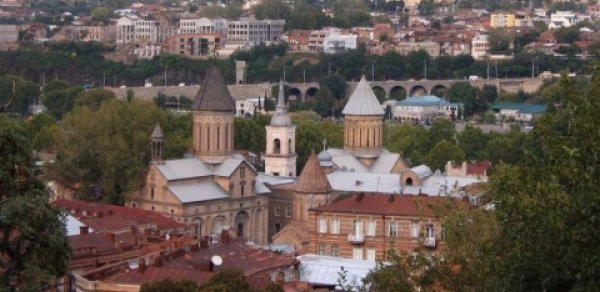 İcra Hakimiyyəti başçısının istefası tələb olundu