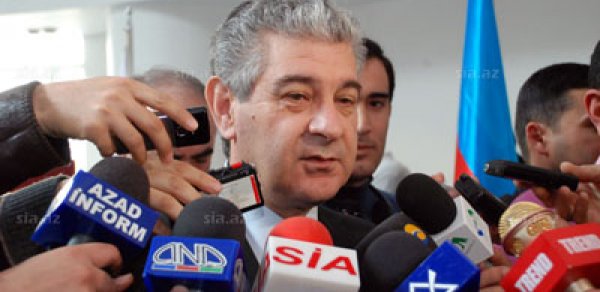 Əli Əhmədov prezident seçkilərindən danışdı