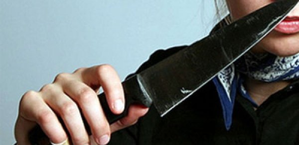 Azərbaycanda toy gecəsi qız çıxmayan gəlin bıçaqlandı - TƏFƏRRÜAT