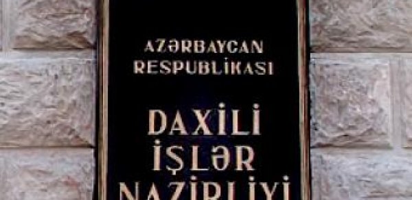 Polislərdən məcburi köçkünlərə maddi yardım