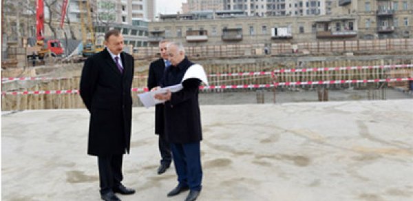 Bakıda daha bir yeraltı avtomobil dayanacağı salınır