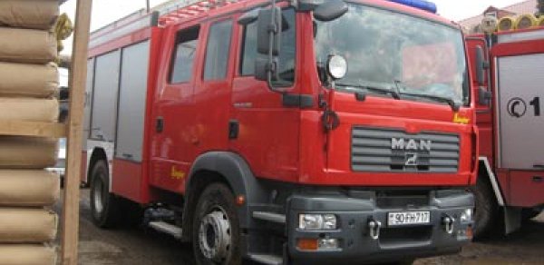 Bakıda ikimərtəbəli yaşayış evi partladı