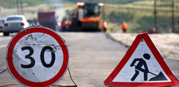 Bakının mərkəzi prospektlərindən biri bağlanıb - VİDEO